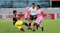 1 Pemain Persita Terjerat Sanksi saat Hadapi Persib